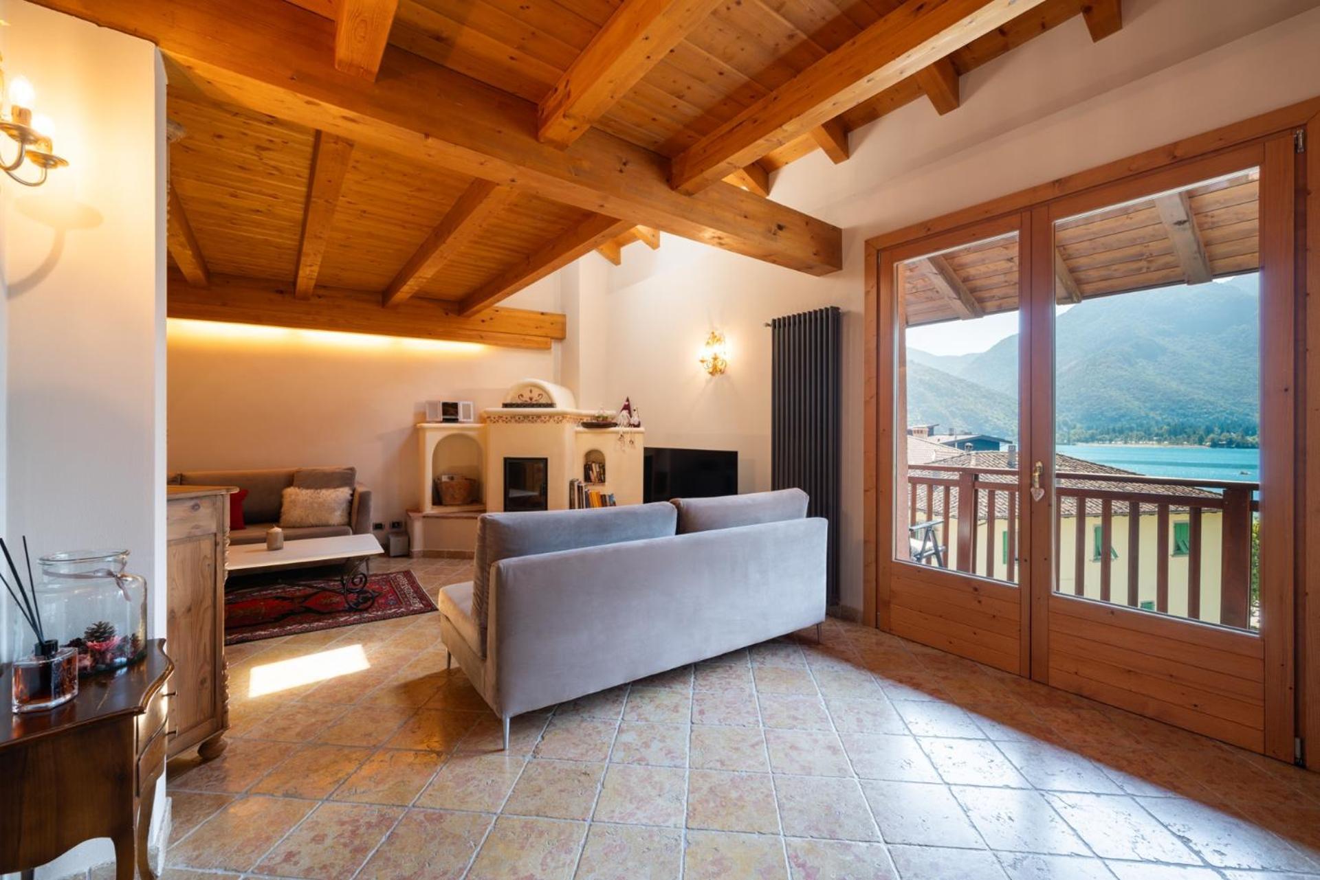 Casa Monica Ledro Attico Apartment Mezzolago Exterior photo